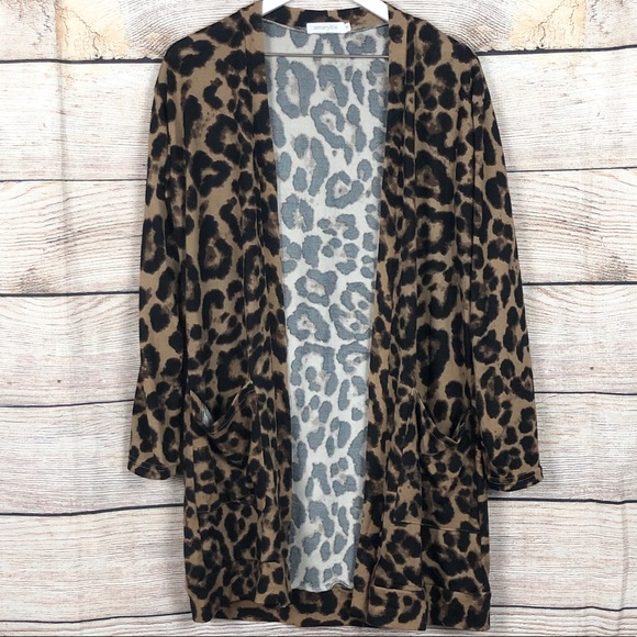 Amaryllis | Leopard Print Cardigan - Picture 4 of 8